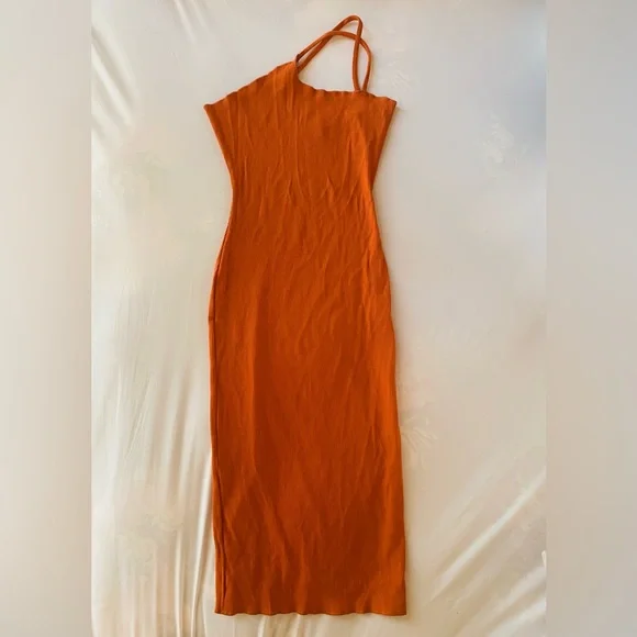 Naked Wardrobe One-Shoulder Orange Midi Dress - Picture 4 of 6